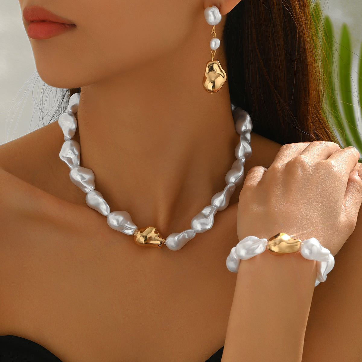 The Honored with Pearls Baroque Suite