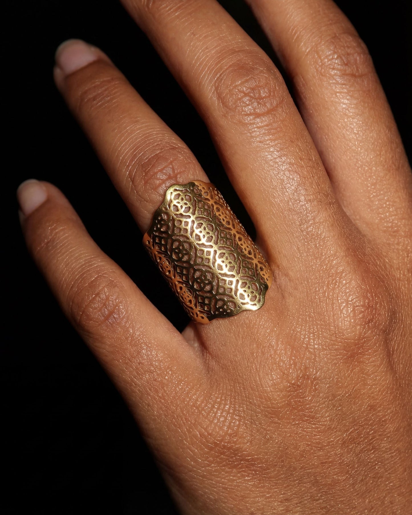 Lattice Shield Ring - Gold