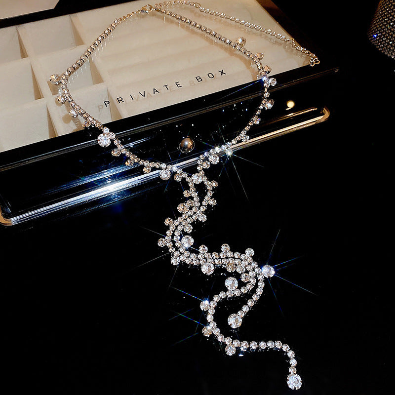French Royal Style Geometric Droplet Tassel Light Luxury Clavicle Necklace