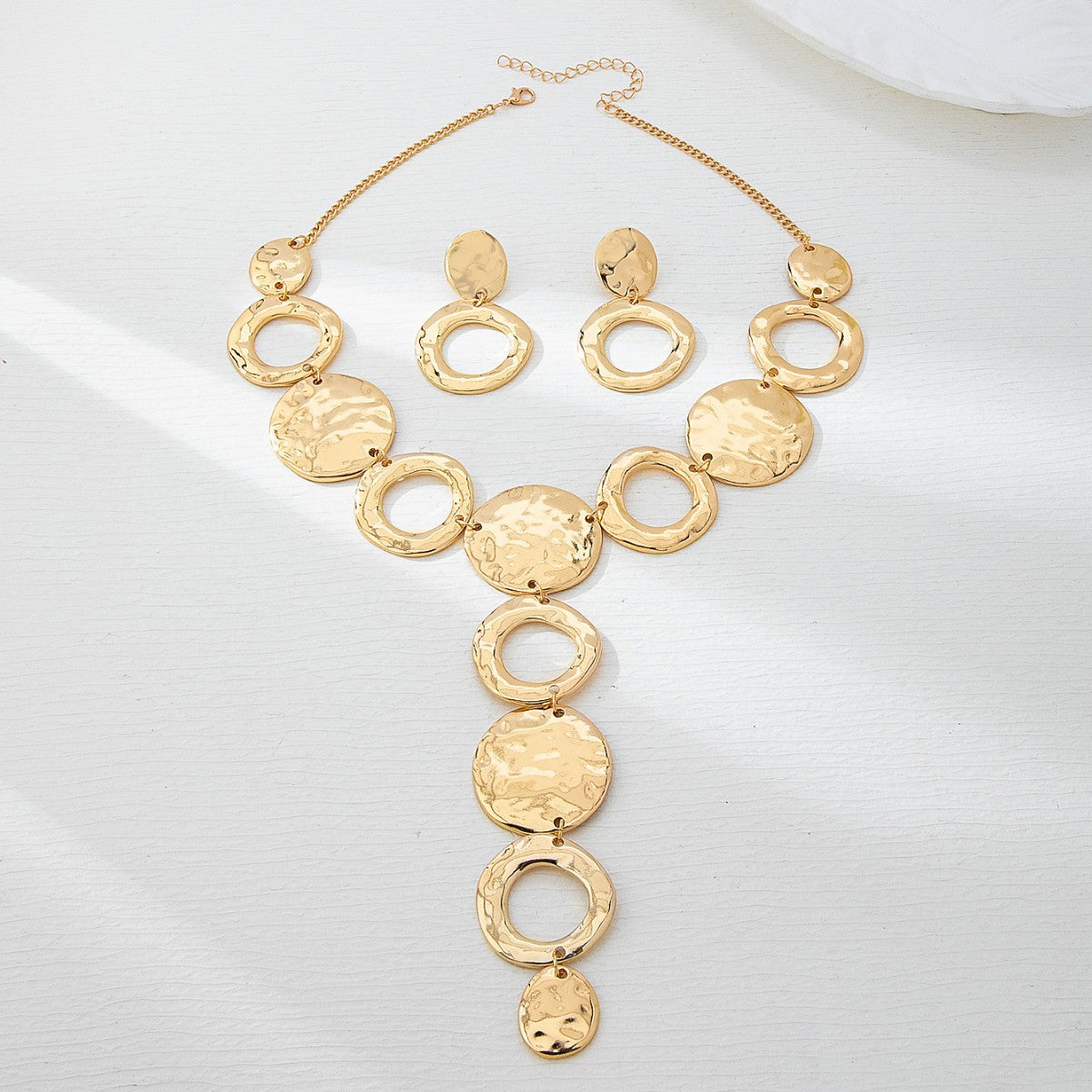 Niche Design Hammered Word High Profile Retro Jewelry Set