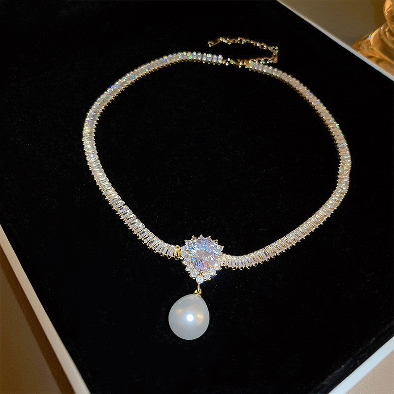 French Royal Style Geometric Droplet Tassel Light Luxury Clavicle Necklace