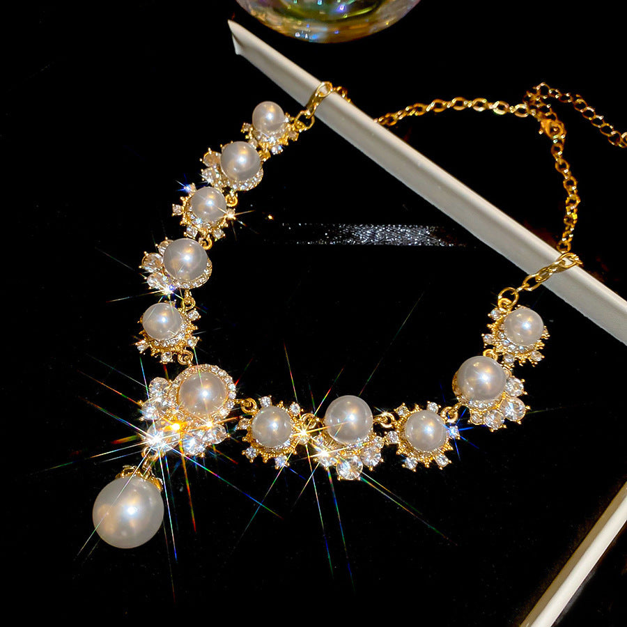 French Royal Style Geometric Droplet Tassel Light Luxury Clavicle Necklace