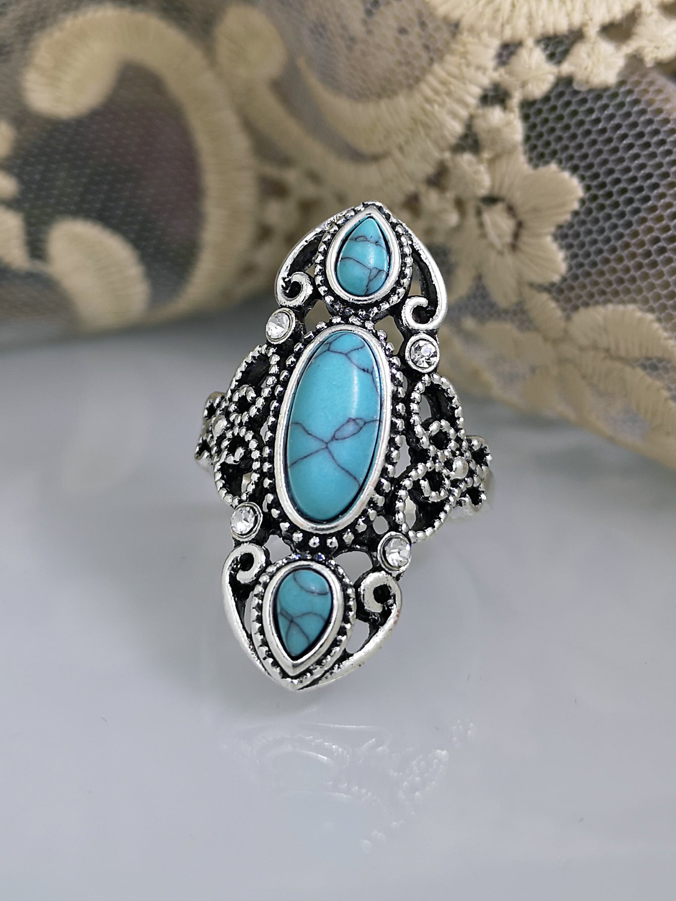 Victorian Vintage Turquoise Creative Hollow Carved Ring