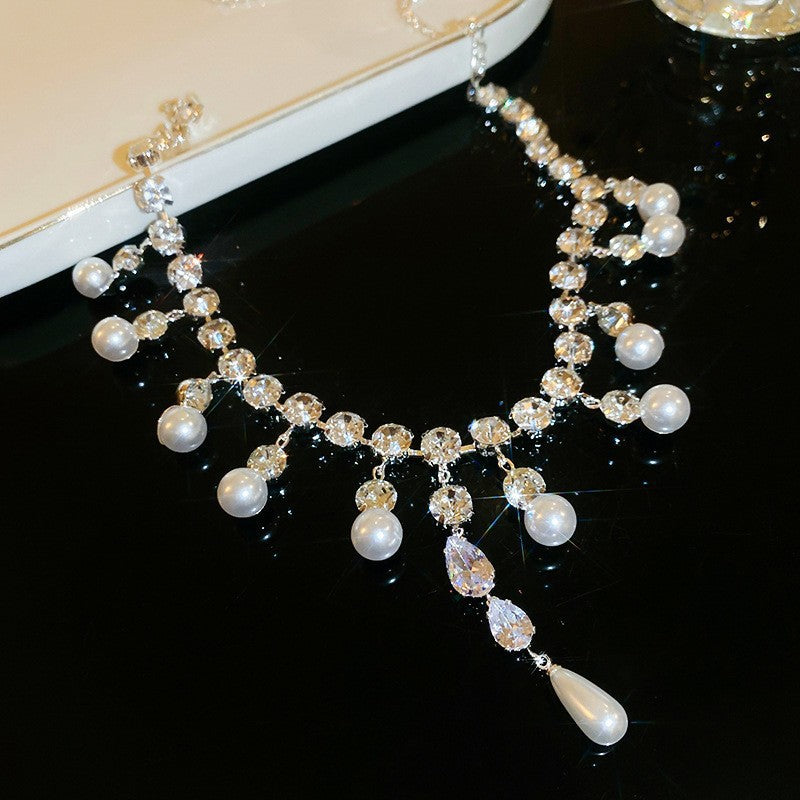 French Royal Style Geometric Droplet Tassel Light Luxury Clavicle Necklace