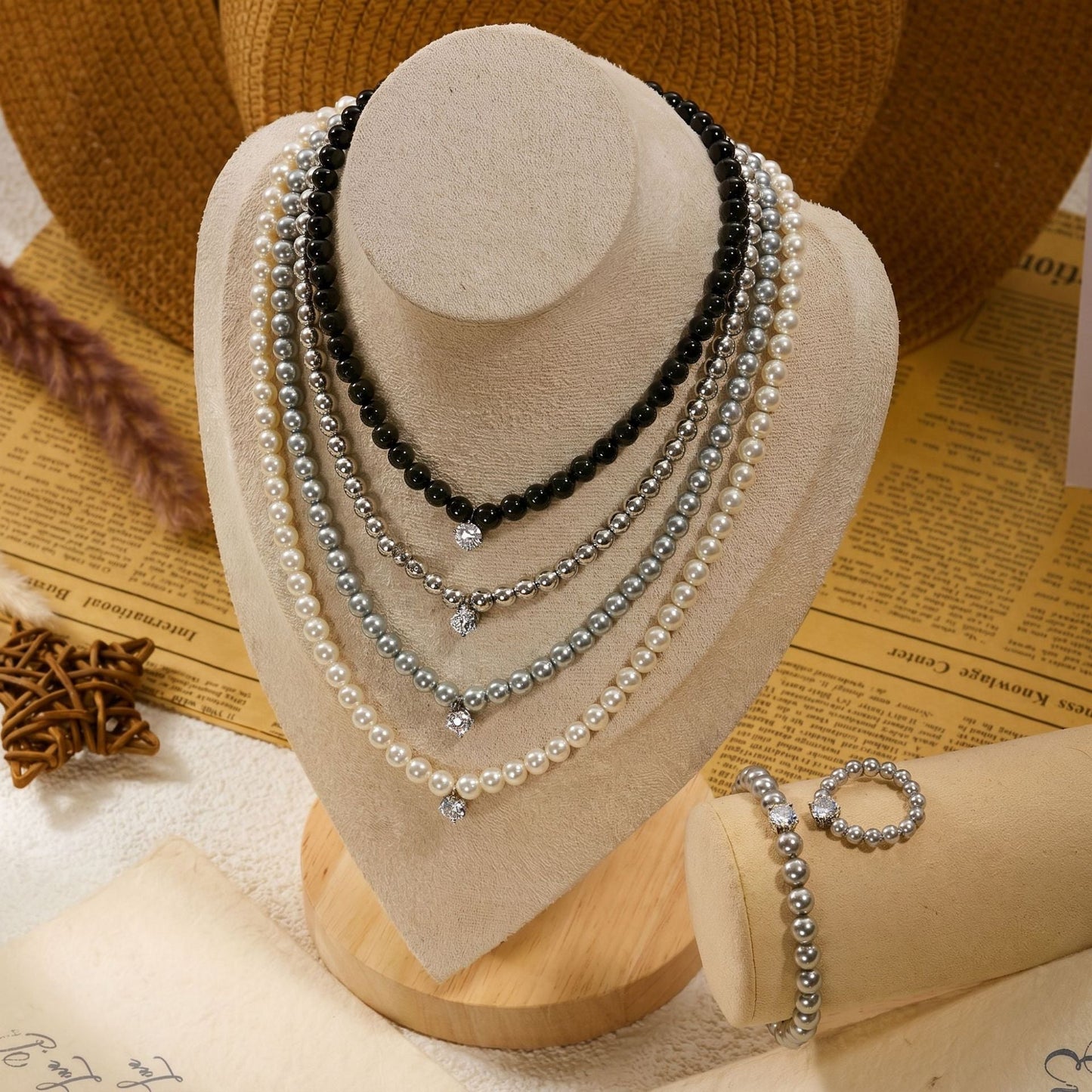 Elegant Retro Pearl Solitaire Three-piece High Sense Ball Jewelry Set