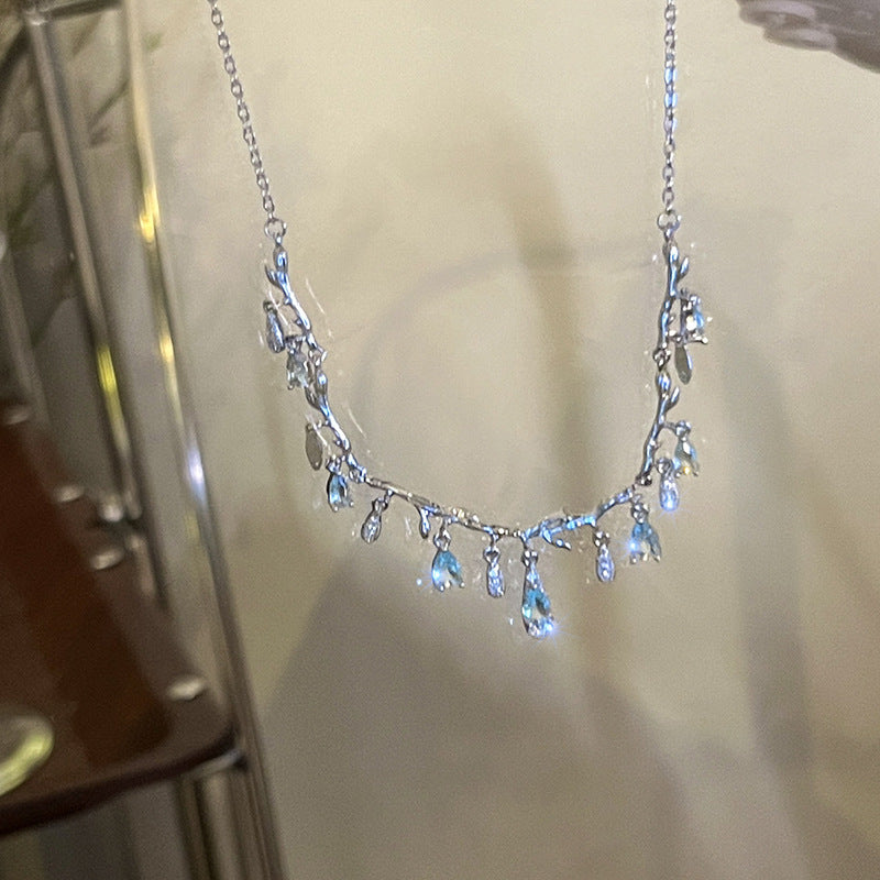 French Royal Style Geometric Droplet Tassel Light Luxury Clavicle Necklace