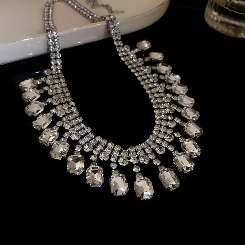 French Royal Style Geometric Droplet Tassel Light Luxury Clavicle Necklace
