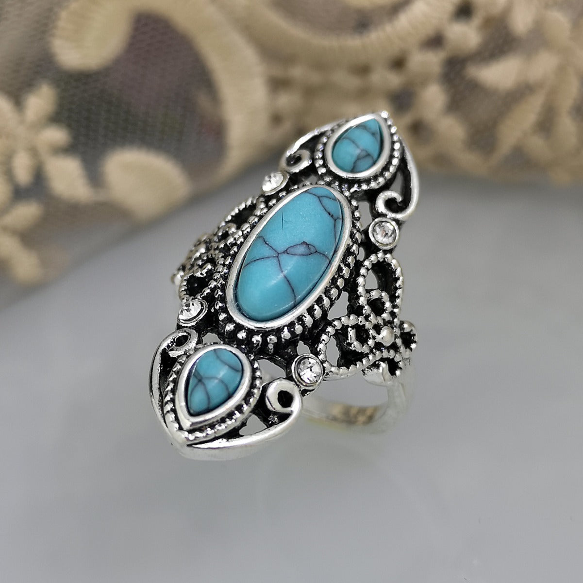 Victorian Vintage Turquoise Creative Hollow Carved Ring