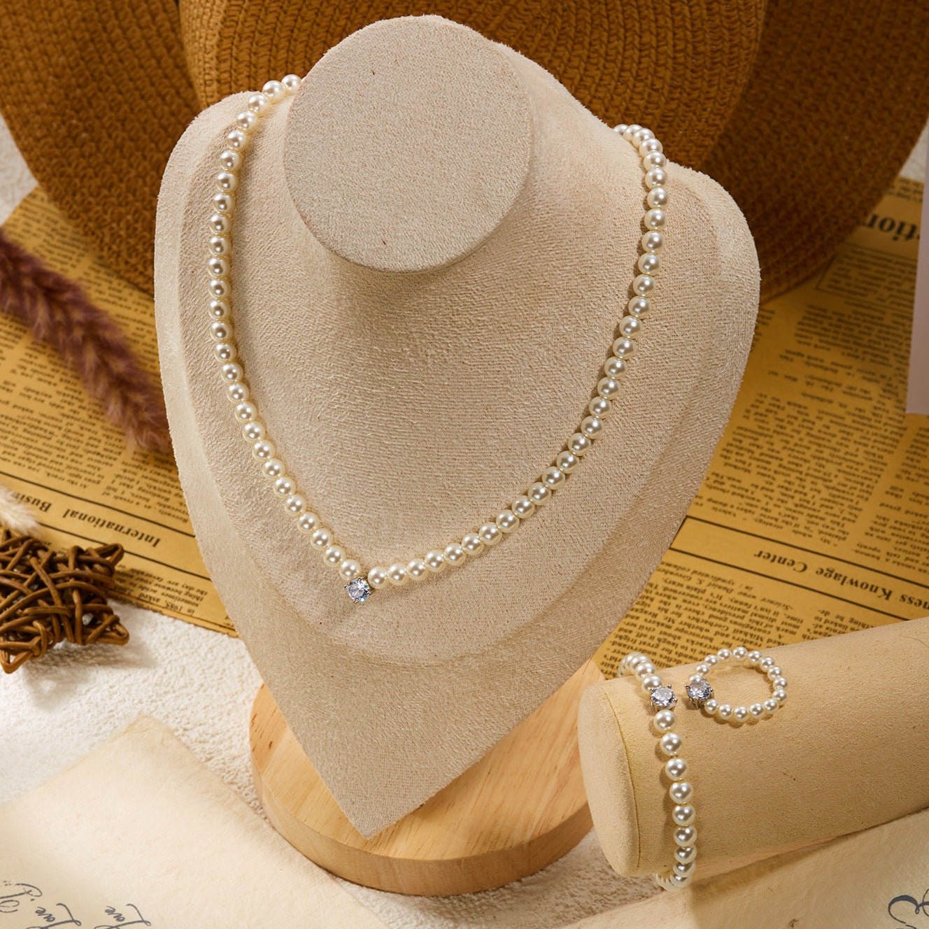 Elegant Retro Pearl Solitaire Three-piece High Sense Ball Jewelry Set