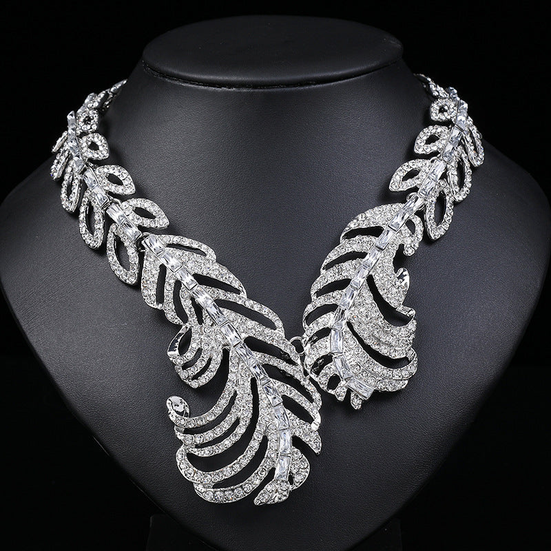 Women's Exaggerated Retro Atmospheric Electroplated Alloy Fashion Feather Jewelry Set