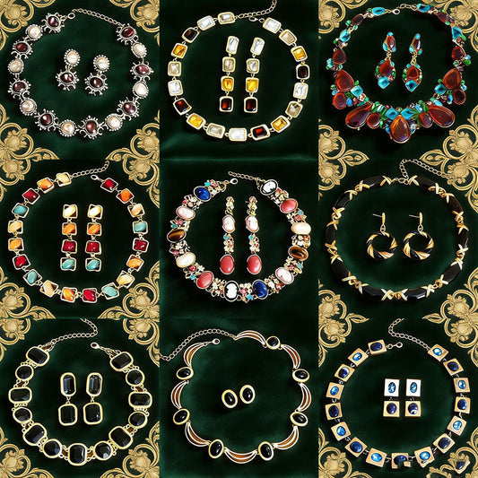 Women's Vintage Court Style Clavicle Chain Light Jewelry Set