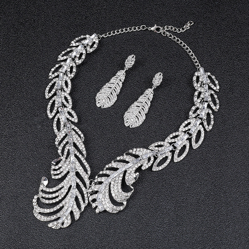 Women's Exaggerated Retro Atmospheric Electroplated Alloy Fashion Feather Jewelry Set