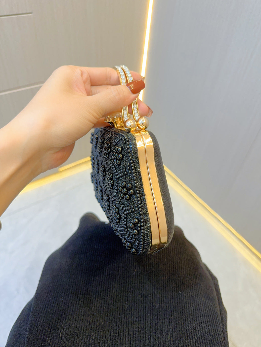 Fate's Storm Dangerous Ambition Pearl Clutch