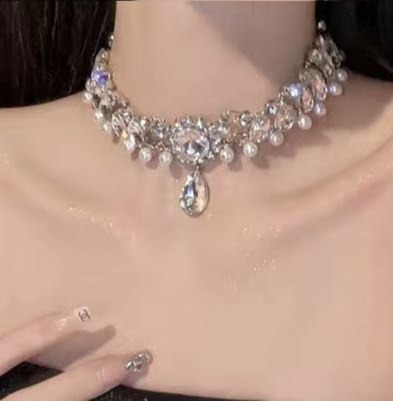 French Royal Style Geometric Droplet Tassel Light Luxury Clavicle Necklace