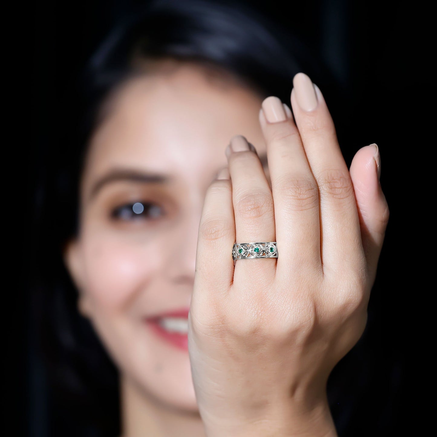 The Queen's Emerald Promise Band