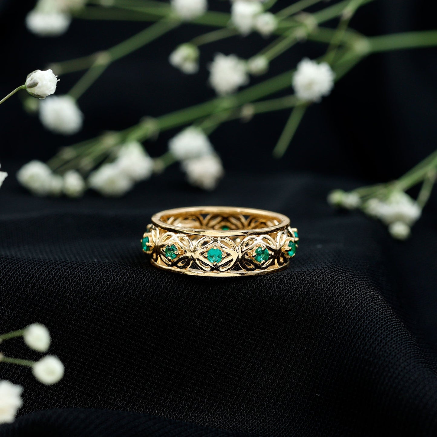 The Queen's Emerald Promise Band