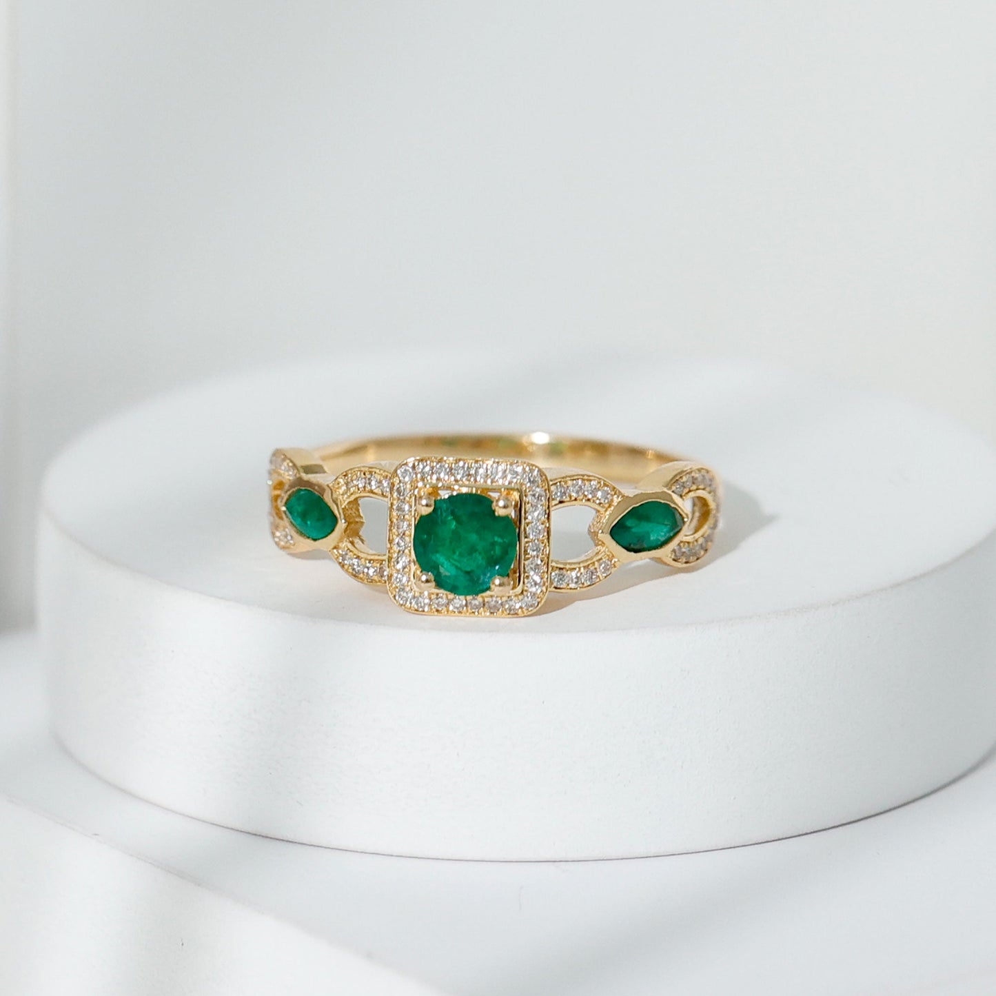 The Ballad of Anne | Born to Be Your Emerald Queen