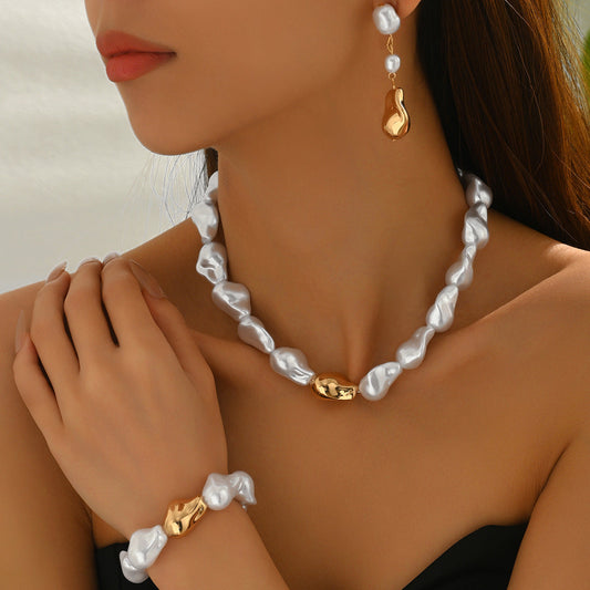 The Honored with Pearls Baroque Suite