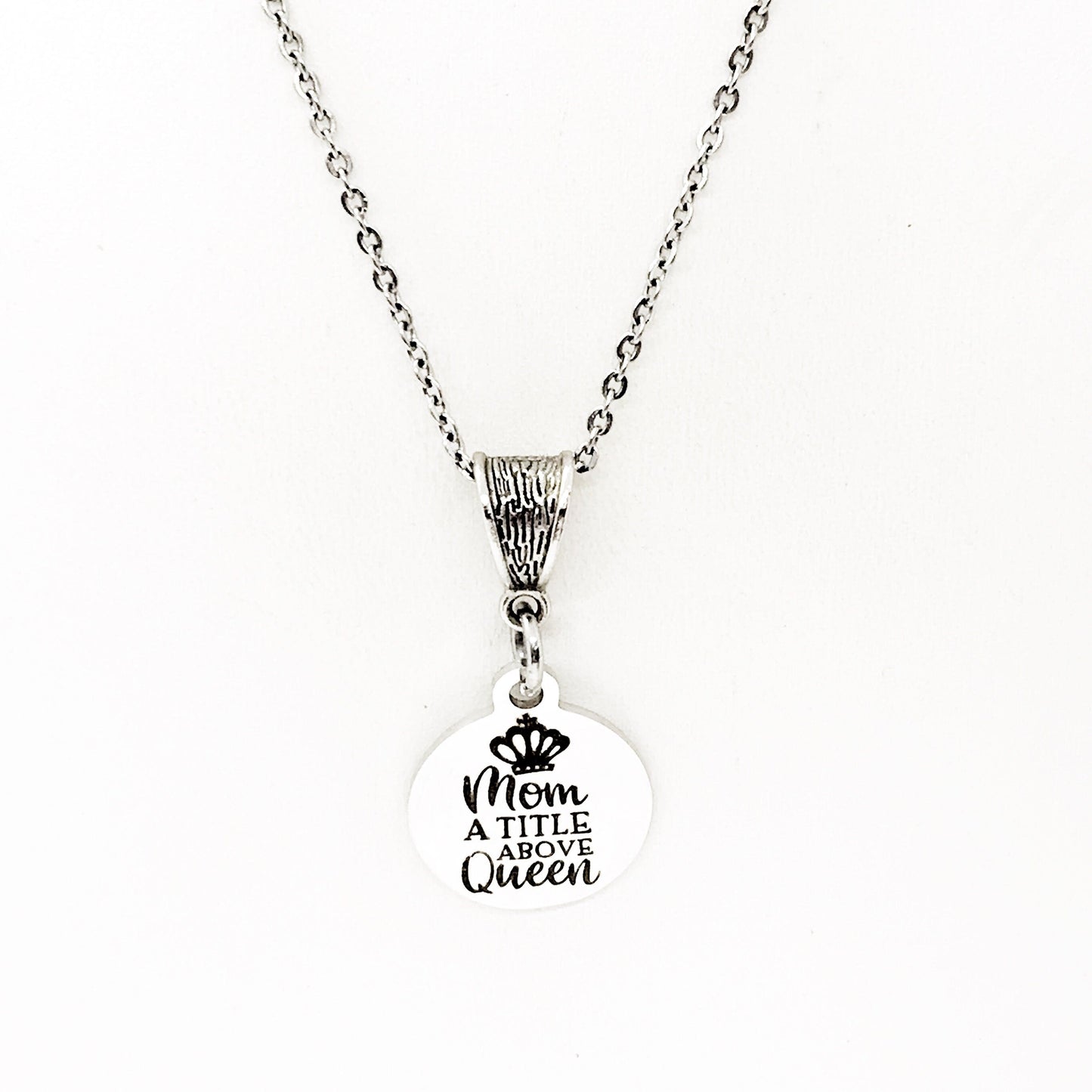 Mom Gift, Mom A Title Above Queen Necklace, Mom Jewelry, Mom Necklace, Wife Gift, New Mom Gift, Mothers Day Gift, Mom Birthday Gift,