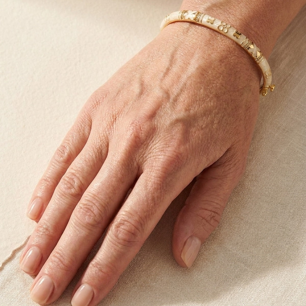 Floral Knight Stackable Bangle