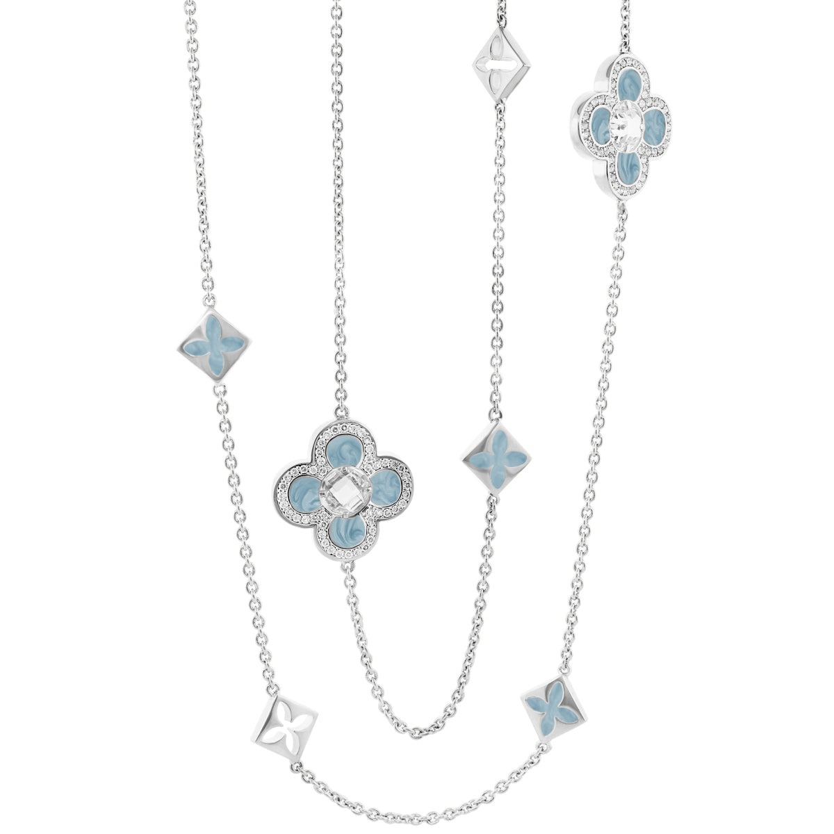 Floral Knight Clover Necklace